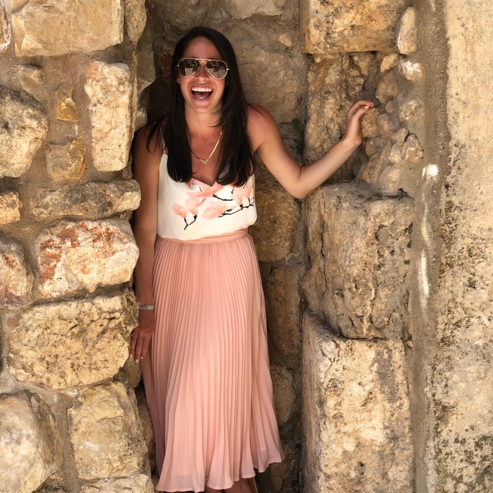 Meet your Posher, Elyse